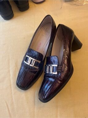 Amalfi Rangoni sultano cherry Corteccia Patent Leather pumps women size 9